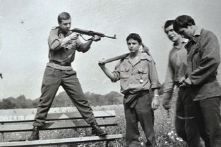 Vojna za socialismu udělala z kluků trosky: Sexuální úsluhy a šikana. Podle pamětníků „škola života“ - Médium.cz